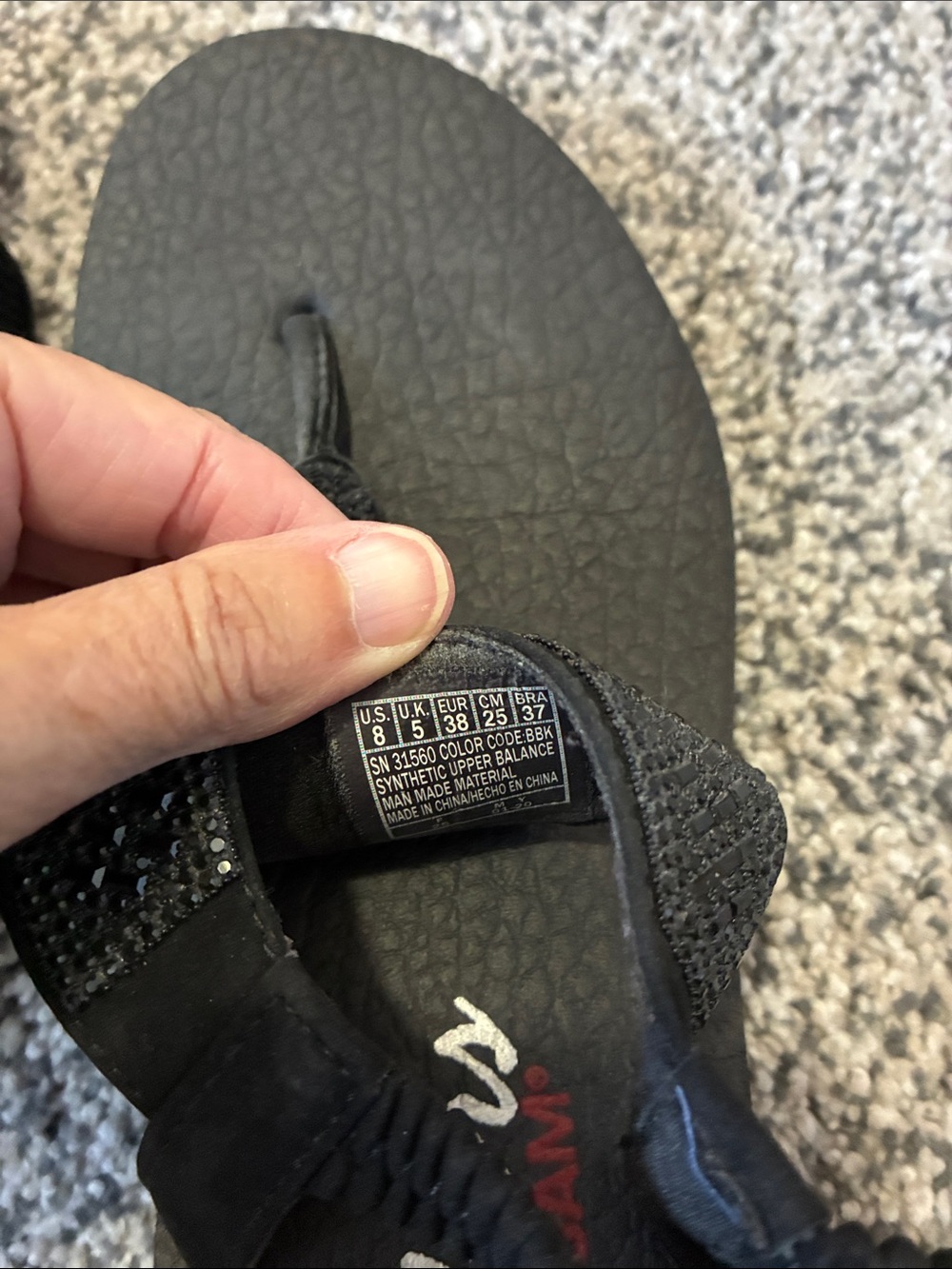 Skechers Black Sparkle Elastic Back Thong Sandals for Women. Size 8. - Picture 5 of 5